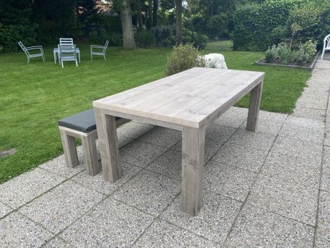 Bauholz Gartentisch ohne Überstand 200 x 97 cm mit Transparent Öl