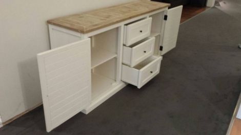 Bauholz Möbel - Kommode Traunsee im Landhaus-Stil