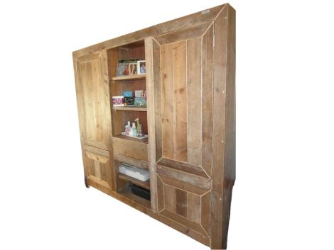 Schrank Buxtehude aus gelacktem Bauholz 