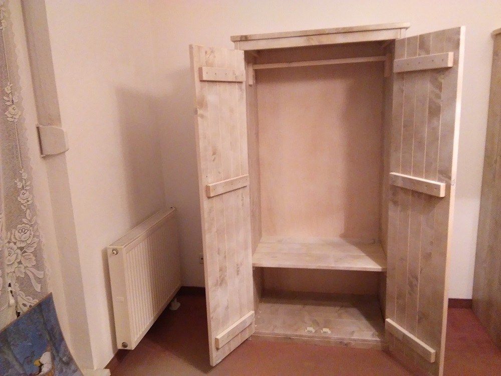 Bauholz Schrank Friedberg