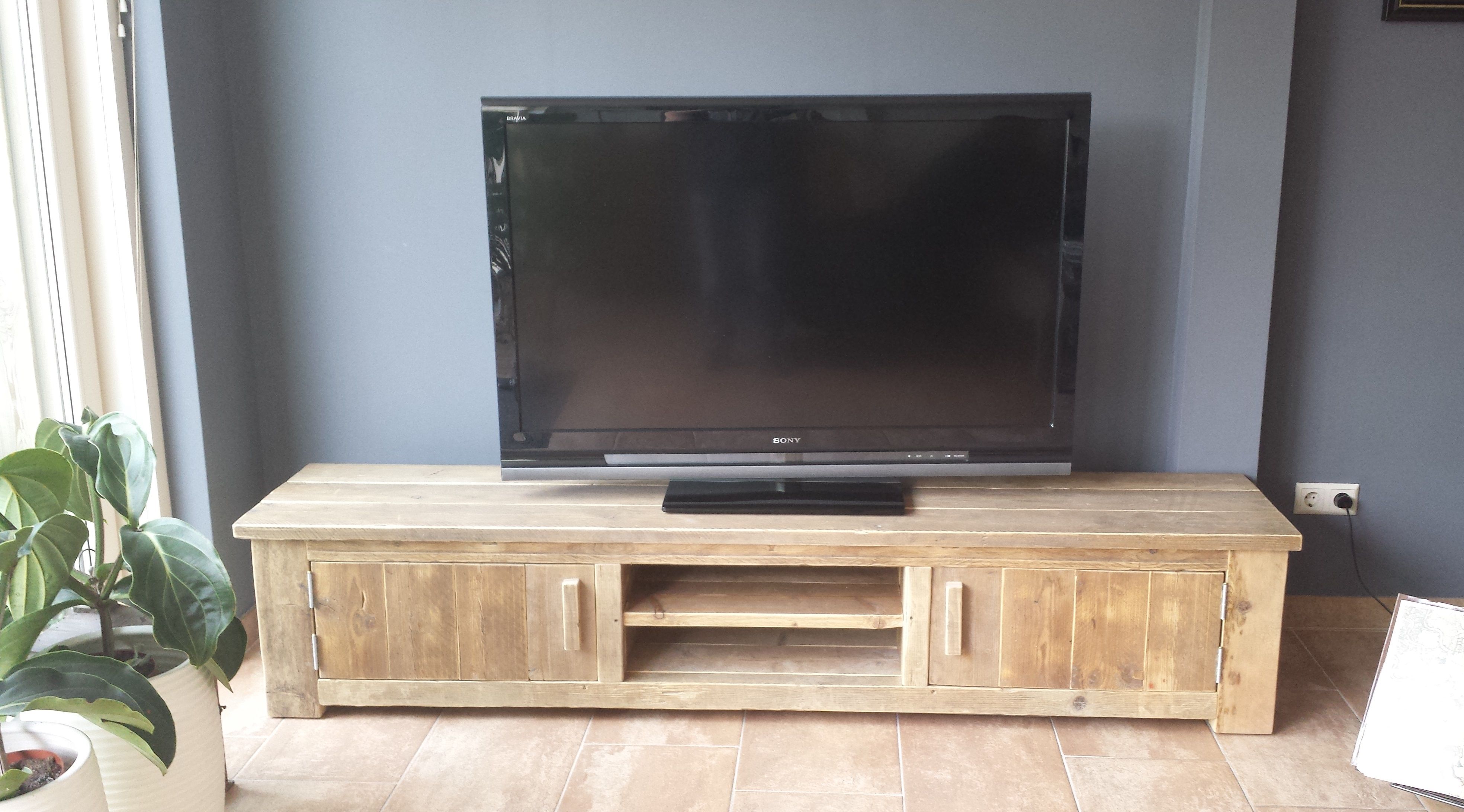 Tv Schrank Thun Naturlich Und Modern